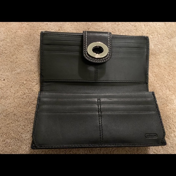 Coach Wallet - Picture 4 of 6